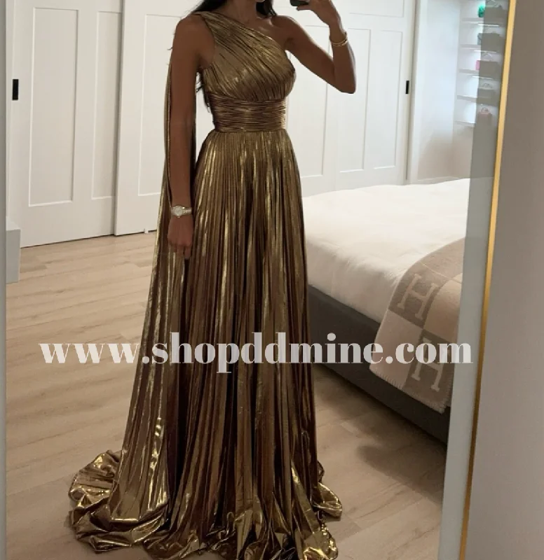 ONE SHOULDER METALLIC PLEATED A LINE DRESS