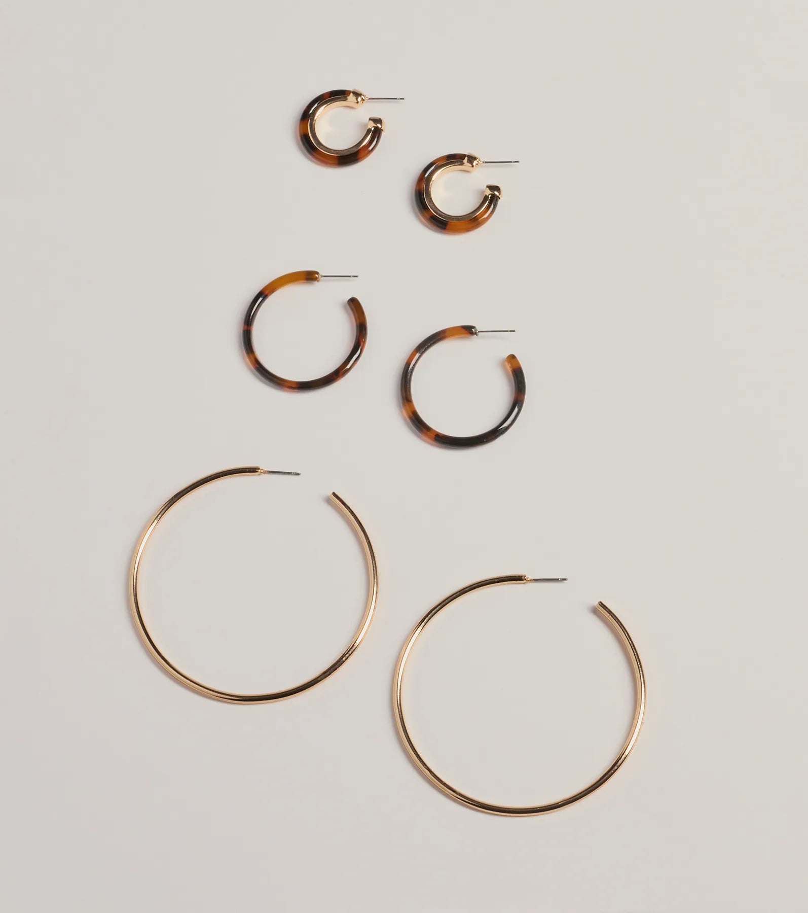 Trendy Three-Pack Tortoise Hoop Earrings Set