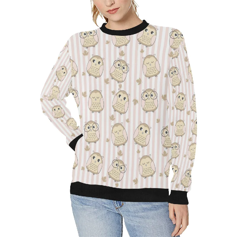 cute owl leaf Women's Crew Neck Sweatshirt